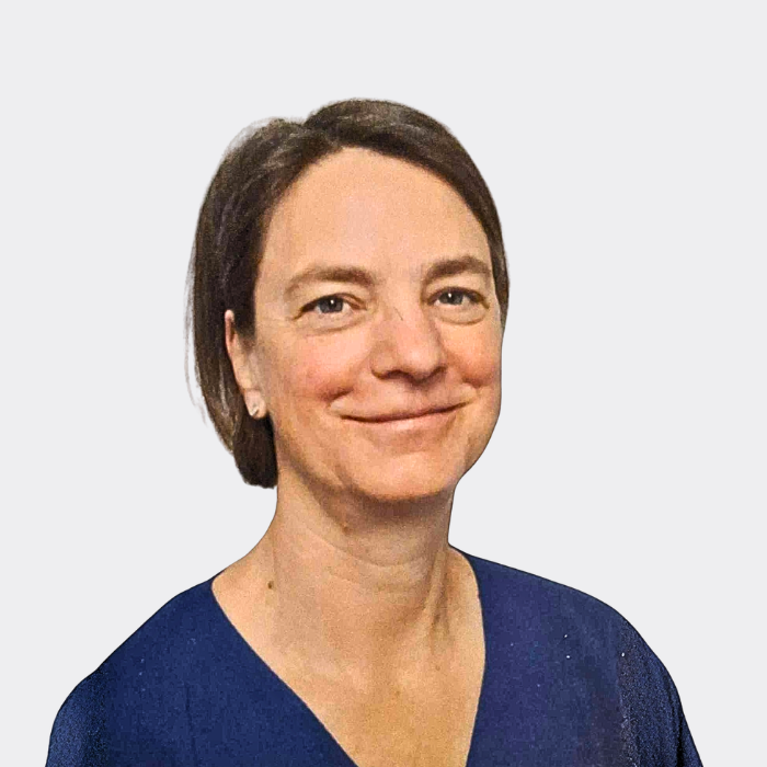 Auf dem Bild ist der Ansprechpartner des Übergangshauses zu sehen.